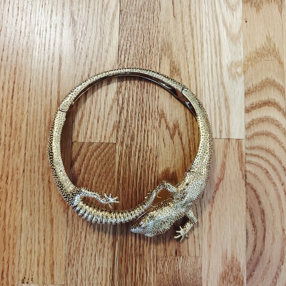 Zara Gold Lizard Necklace - Picture 3 of 5